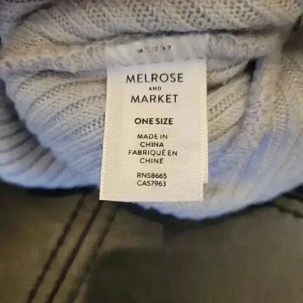 Melrose and Market Adult Unisex Light Gray Ribbed Knit Beanie NWT NEW sz OS